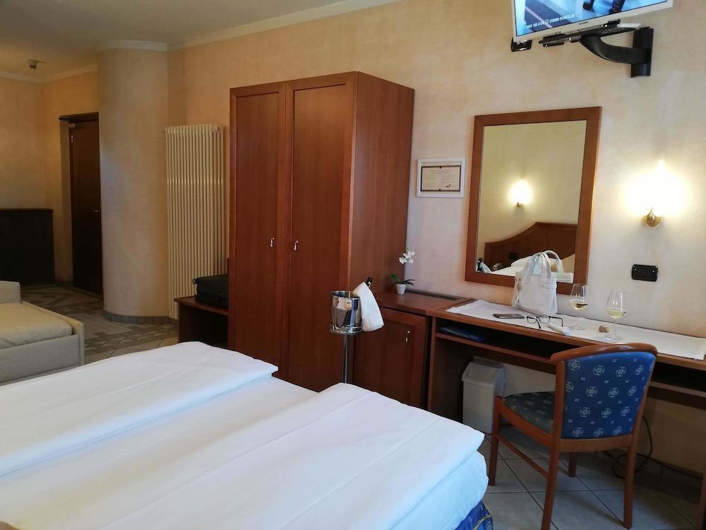 Hotel Giardino Каннобіо Екстер'єр фото